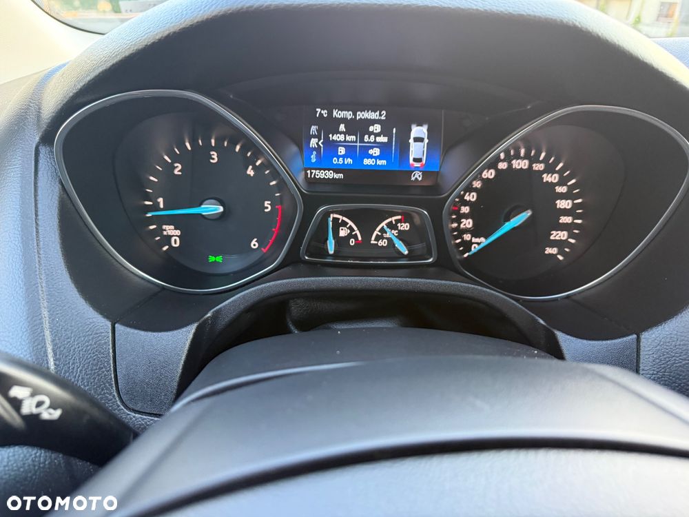 Ford Focus SW 1.5 TDCi DPF S&S - 9