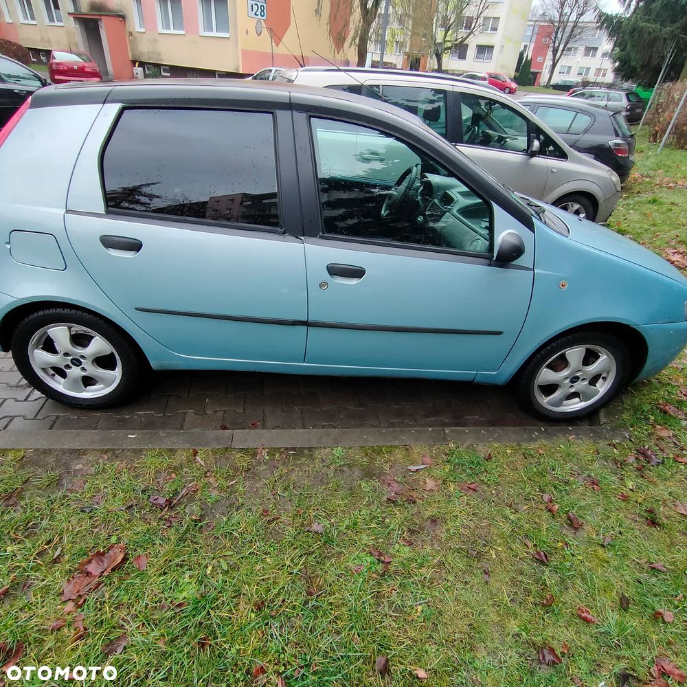 Fiat Punto 1.2 16V ELX Speedgear - 2