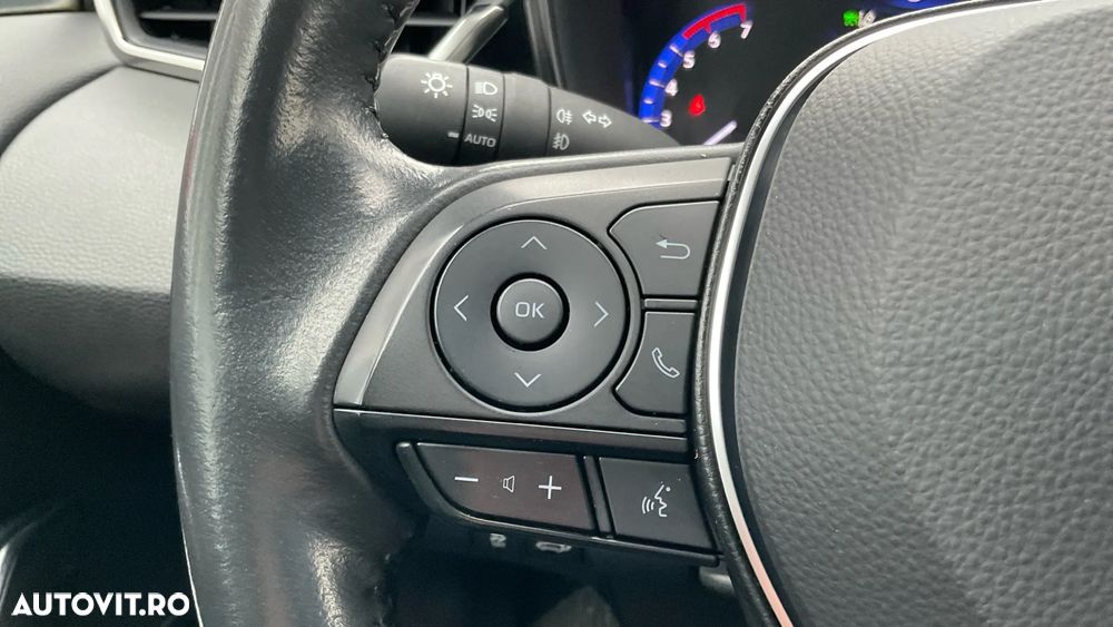 Toyota Corolla 1.8 HSD TS Exclusive tapiterie Neagra - 36