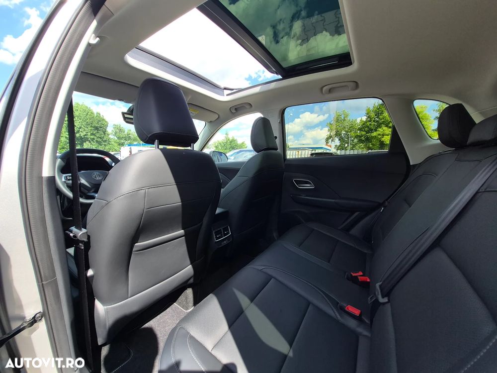 MG ZS HEV 1.5 GSI AT Exclusive+ - 13