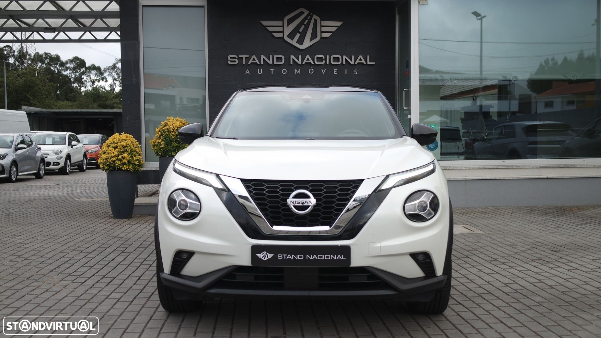 Nissan Juke 1.0 DIG-T N-Connecta DCT - 3