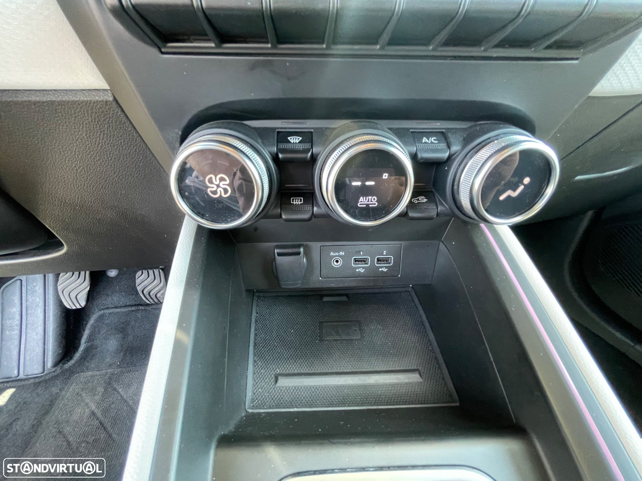 Renault Clio 1.0 TCe Intens Bi-Fuel - 24