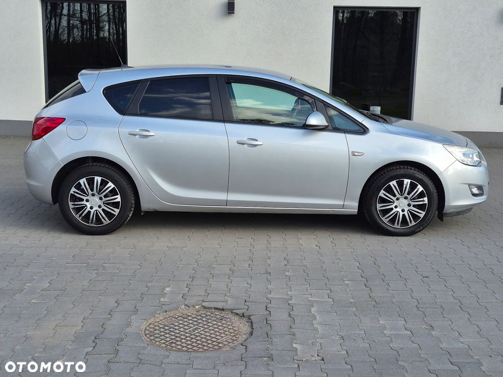 Opel Astra 1.4 Turbo - 5