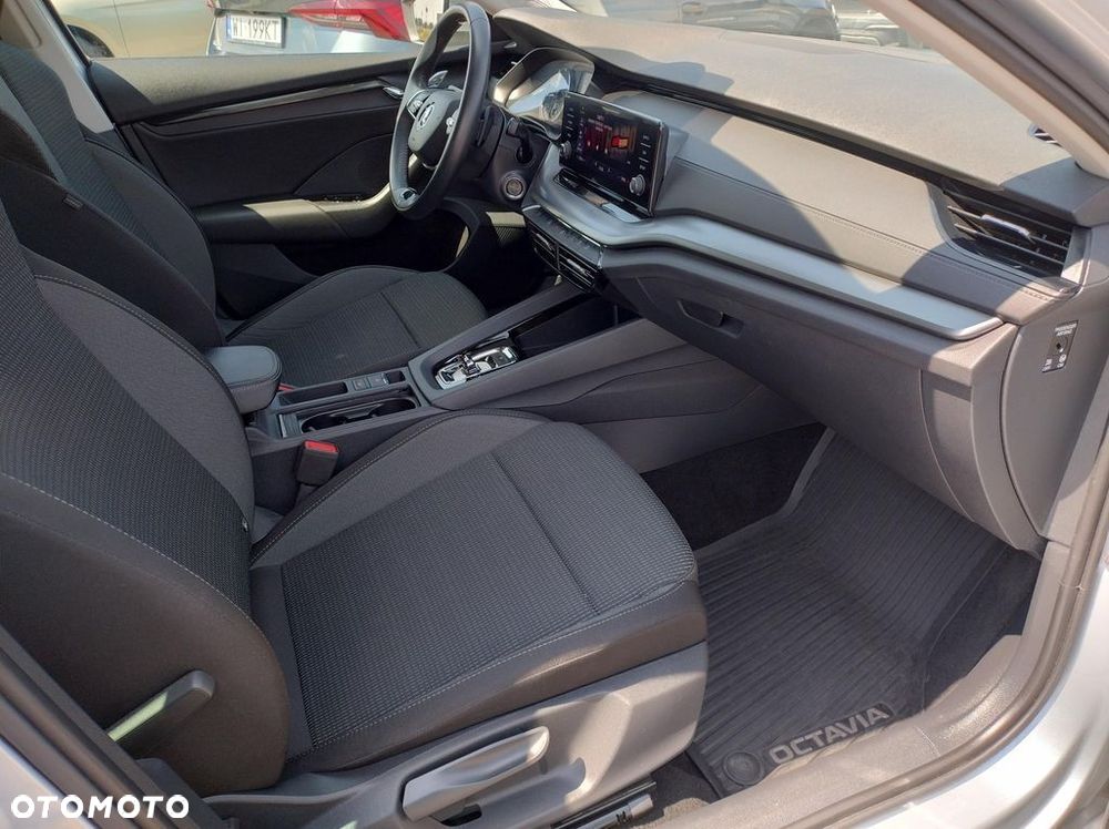 Skoda Octavia 1.5 TSI e-Tec Ambition DSG - 10