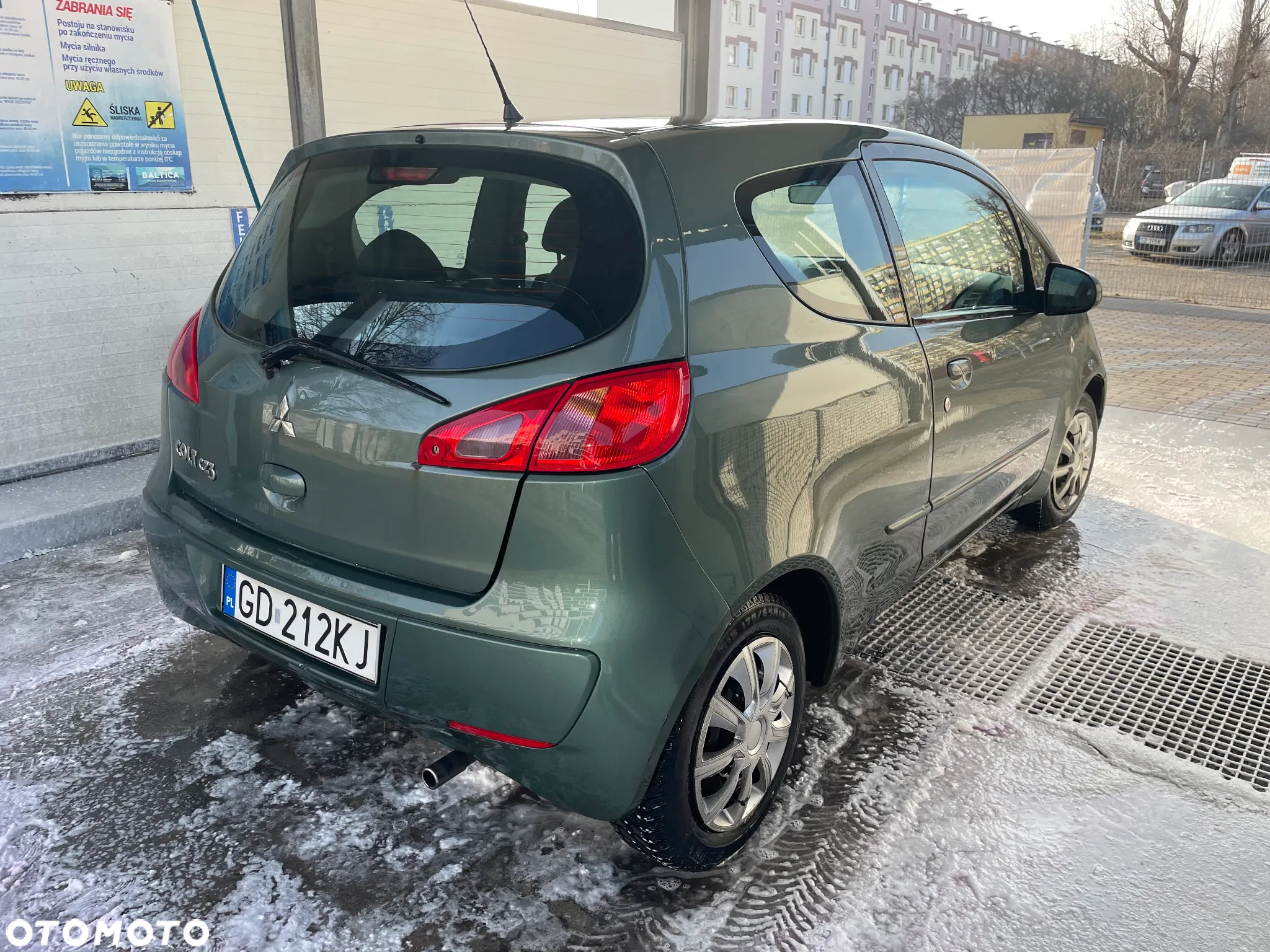 Mitsubishi Colt 1.3 Inform - 2