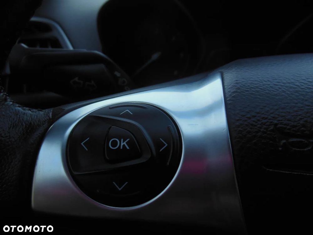 Ford Kuga 2.0 TDCi 4x4 Titanium - 22