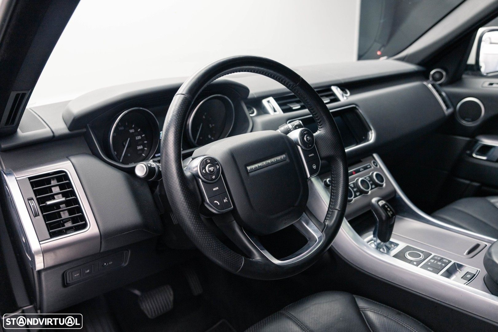 Land Rover Range Rover Sport 3.0 TDV6 HSE Dynamic - 25