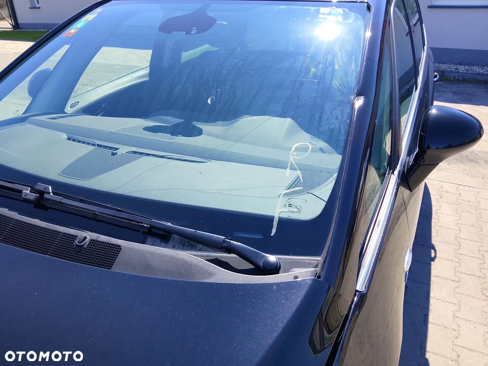 Opel Zafira - 9