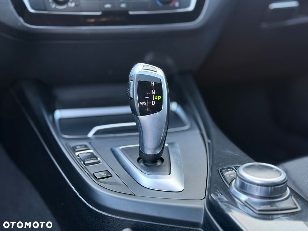 BMW Seria 1 118d Business Edition - 39