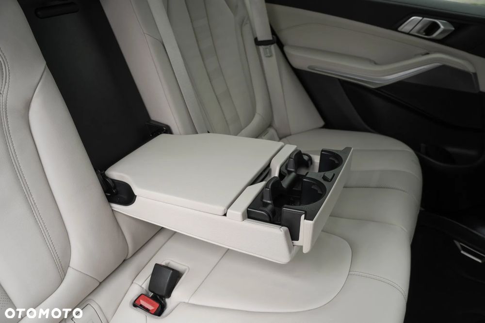 BMW X5 xDrive30d mHEV - 21