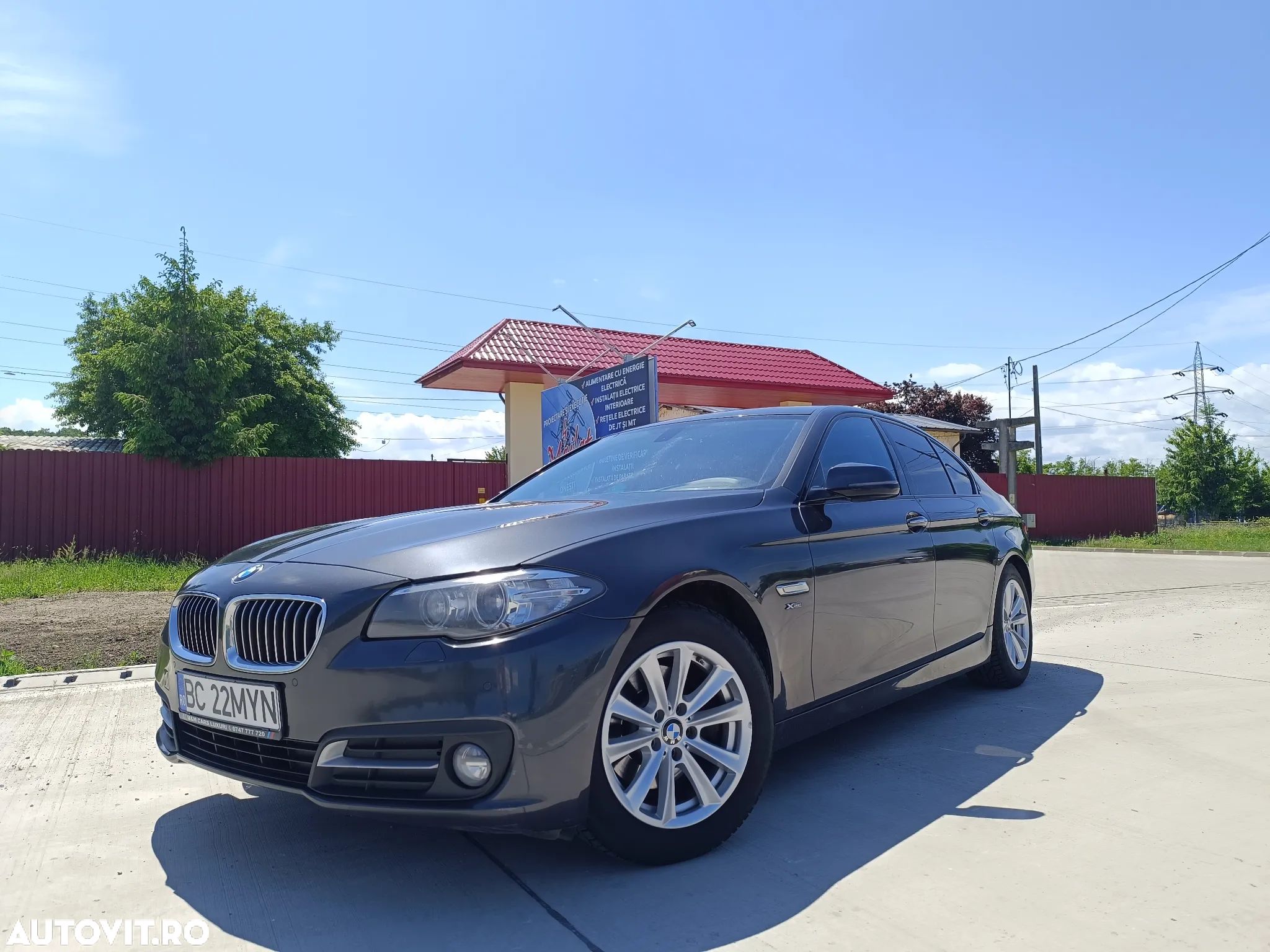 BMW Seria 5 520d xDrive AT - 1