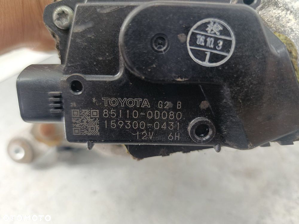 MECHANIZM WYCIERACZEK TOYOTA YARIS II 85110-ODO80  159300-0431 - 2