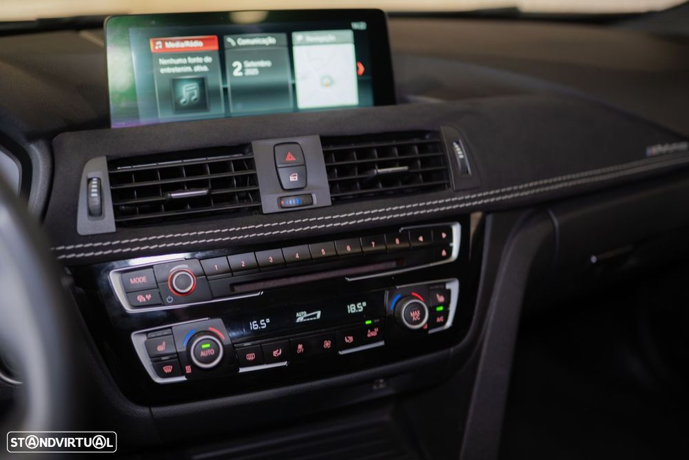 BMW 330 i Pack M Auto - 35