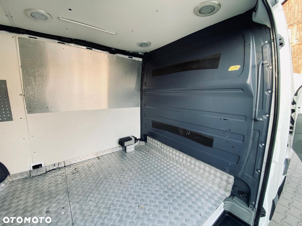 Mercedes-Benz SPRINTER - 22