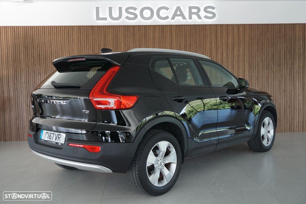 Volvo XC 40 T2 Momentum Pro - 5