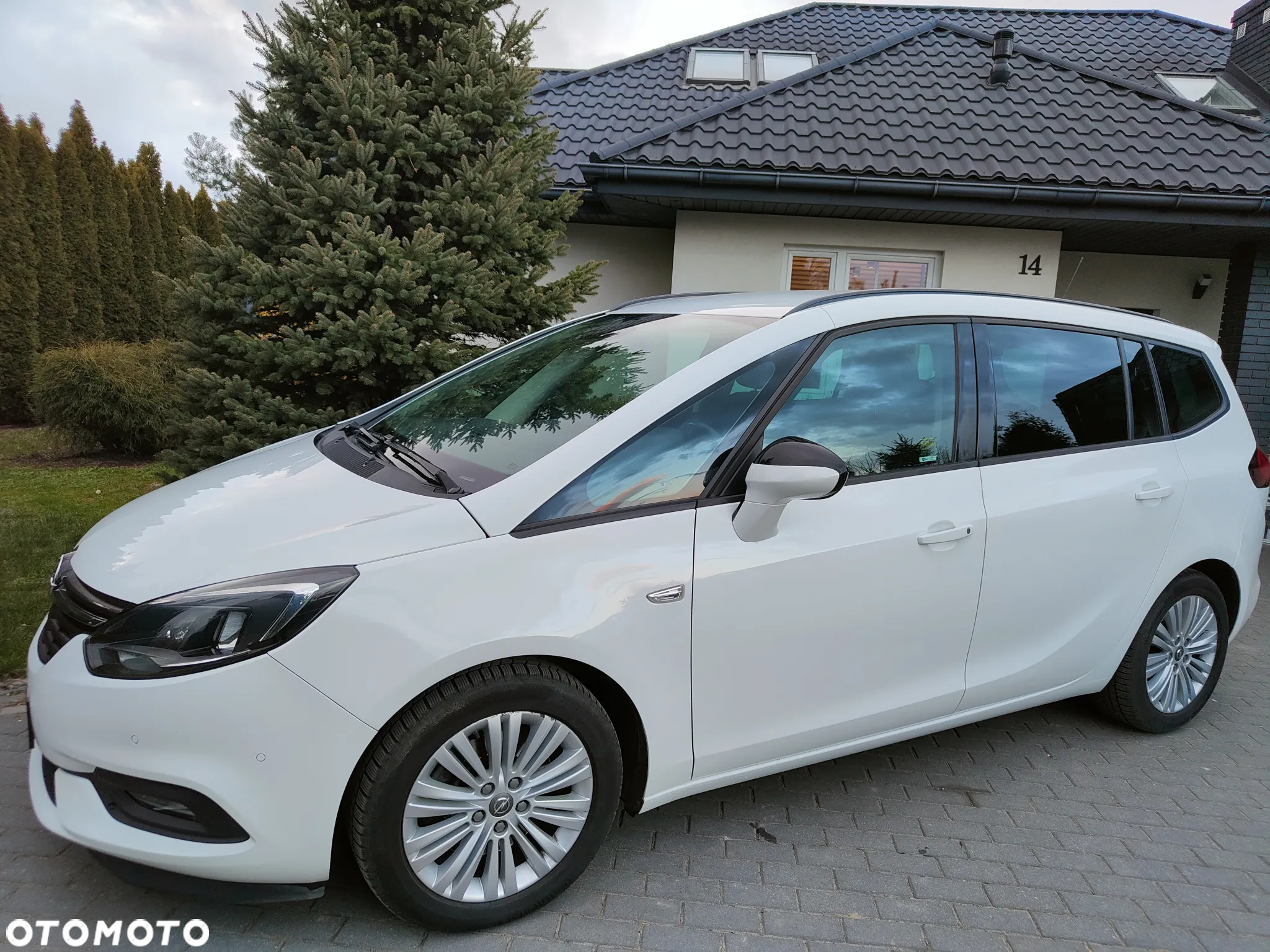 Opel Zafira 2.0 D (CDTI) Automatik Business Edition - 5
