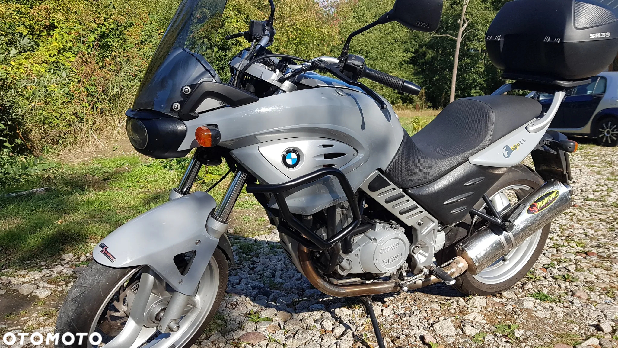 BMW F - 5