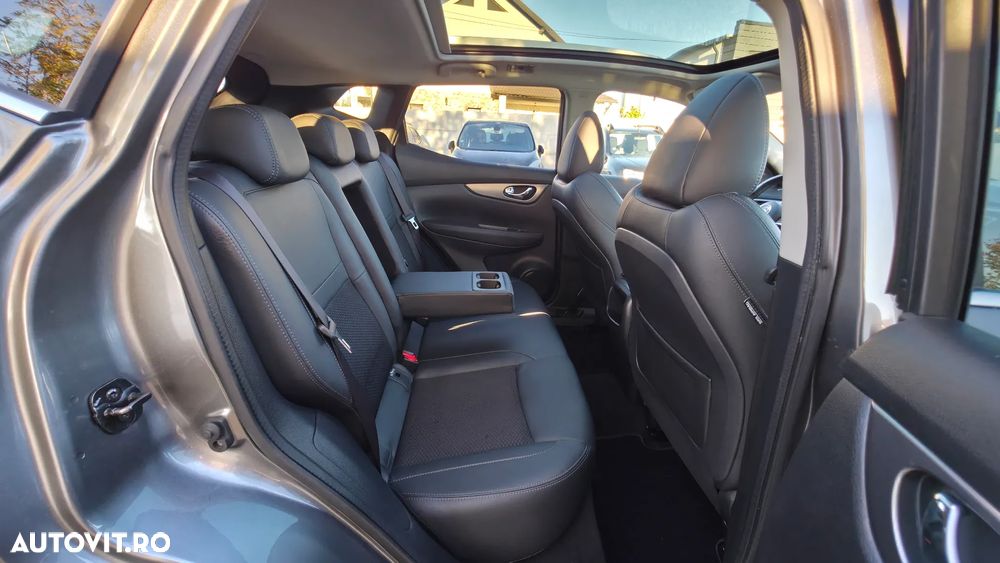 Nissan Qashqai 1.6 DCI TEKNA+ - 19