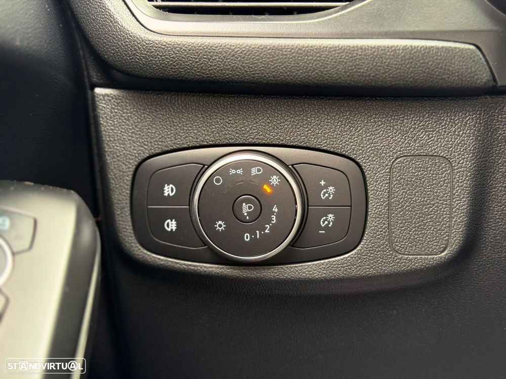 Ford Focus 1.0 EcoBoost MHEV ST-Line - 17