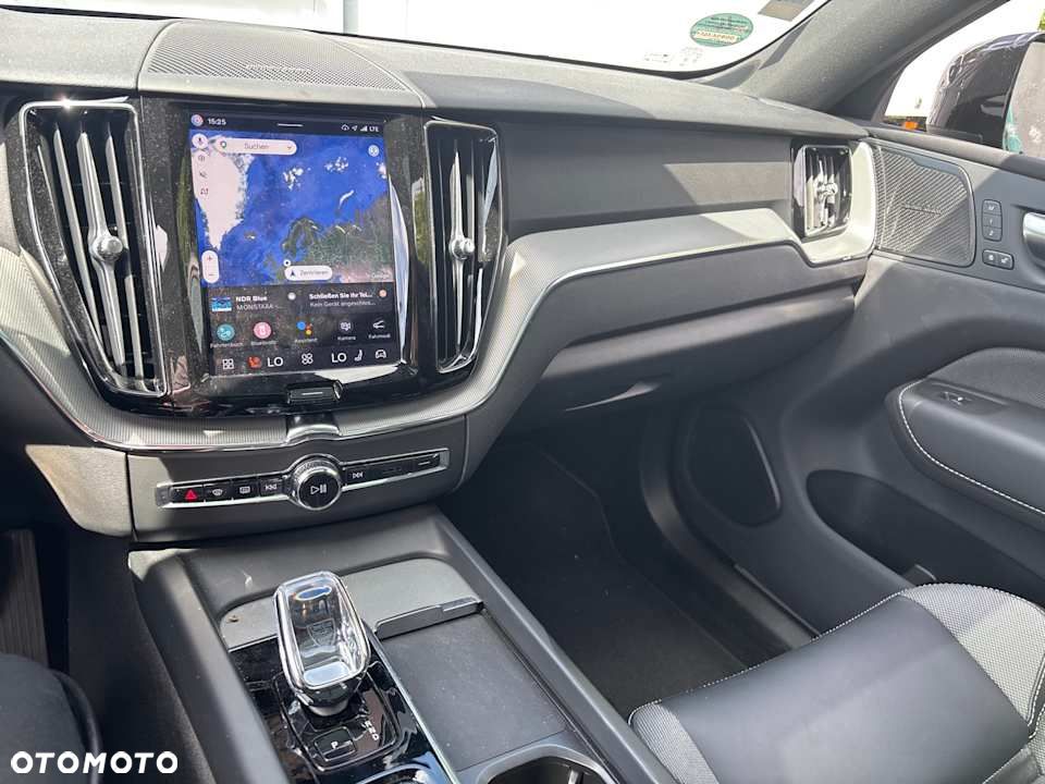 Volvo XC 60 T6 AWD Recharge Geartronic RDesign - 15