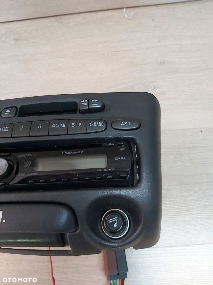Toyota Yaris I radio kaseta 86120-0D021 - 3