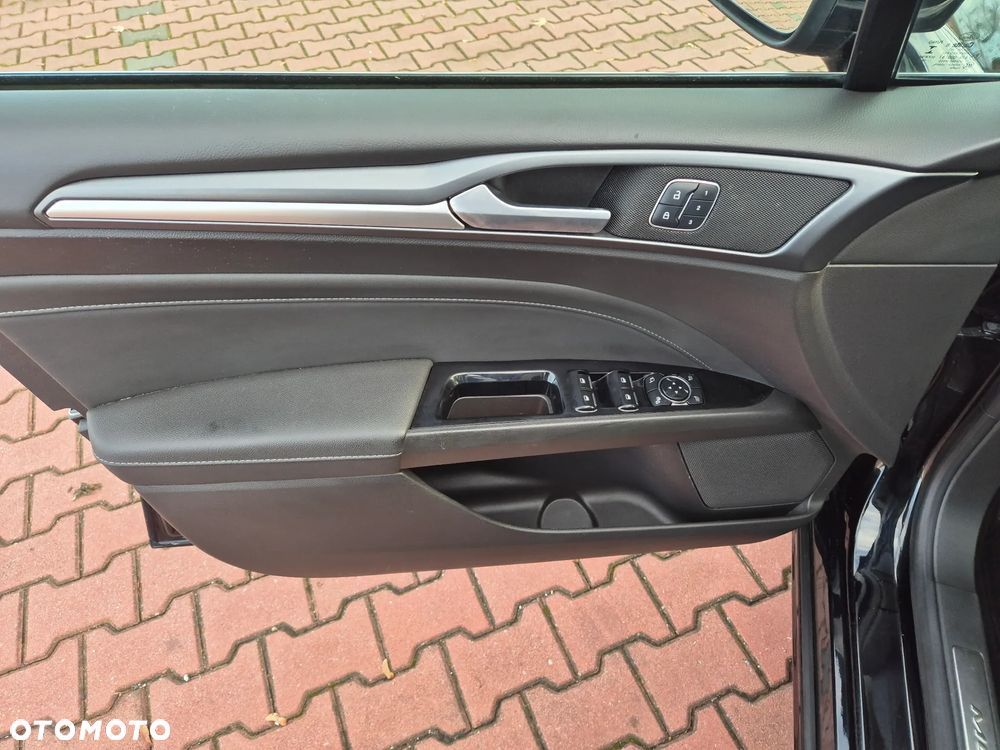 Ford Mondeo 2.0 TDCi STart-Stopp PowerShift-Aut Titanium - 29