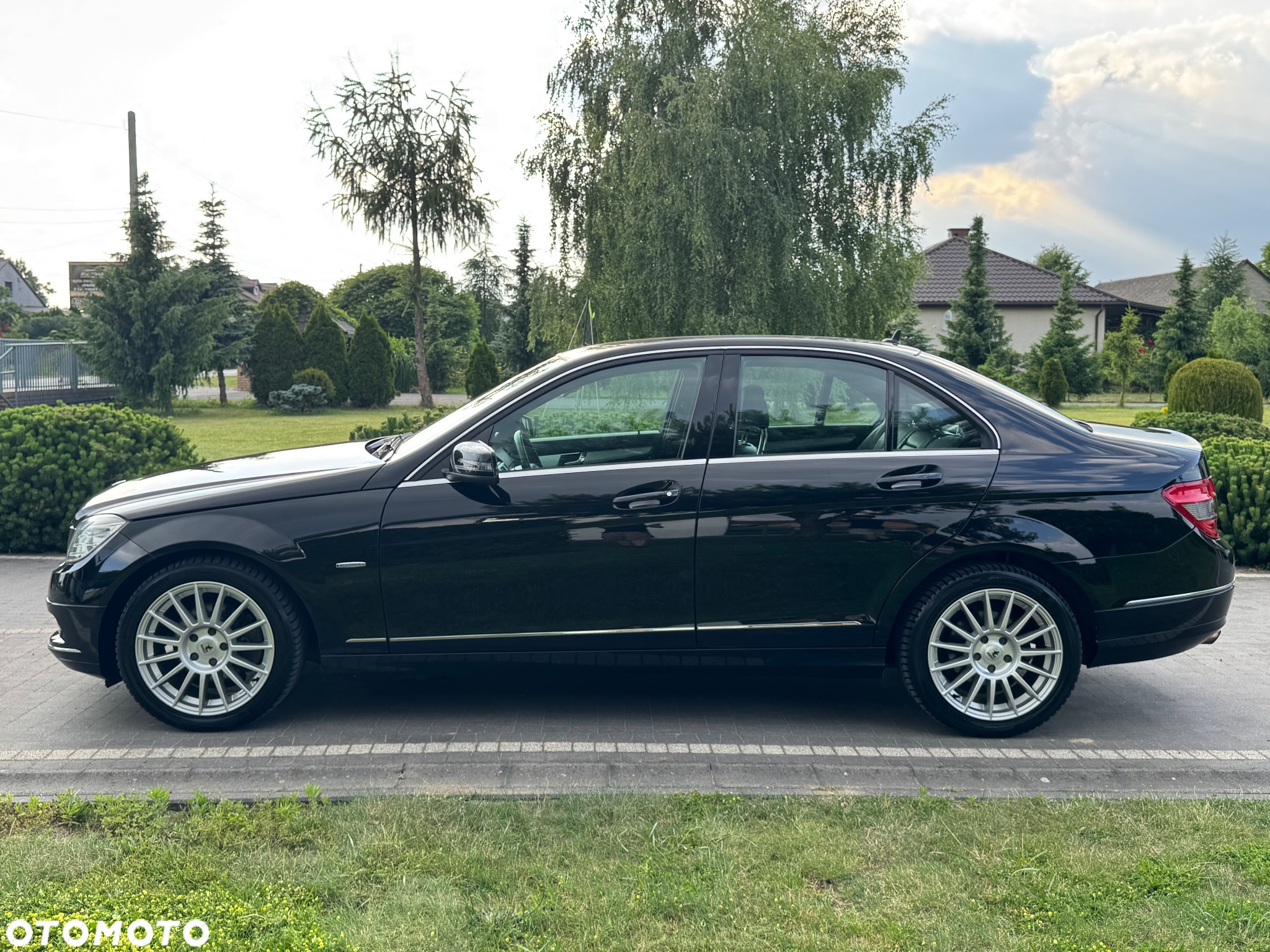 Mercedes-Benz Klasa C 180 T CGI Automatik BlueEFFICIENCY - 9
