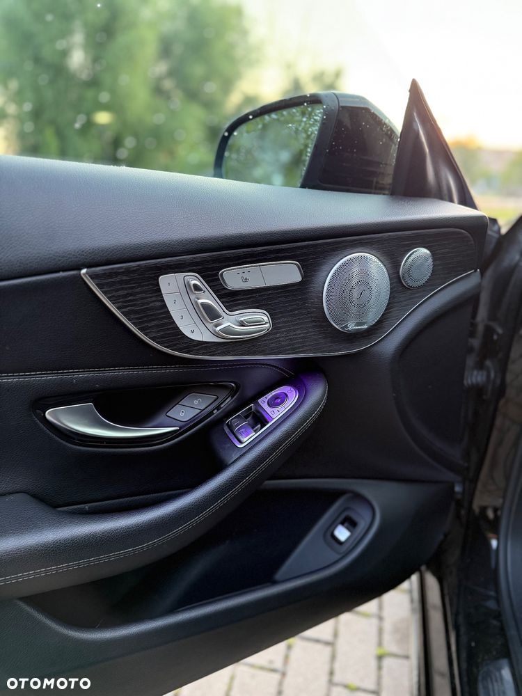 Mercedes-Benz Klasa C 300 9G-TRONIC AMG Line - 7