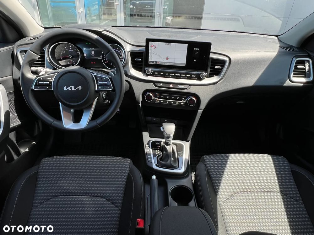 Kia XCeed 1.5 T-GDI M DCT - 25