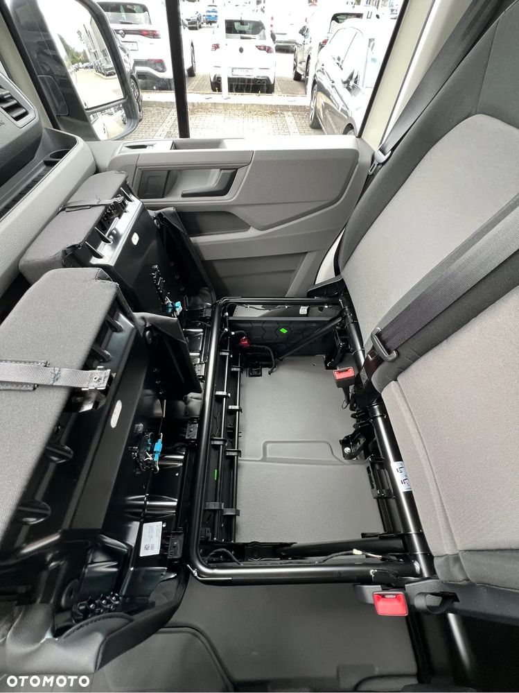 Volkswagen Crafter - 23