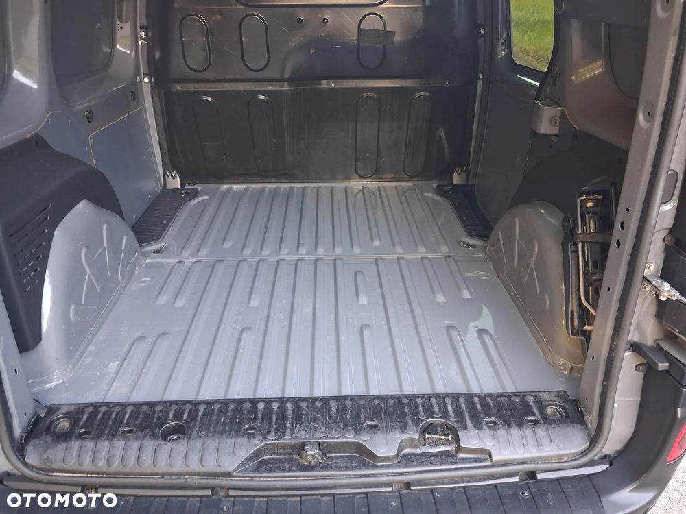 Renault Kangoo - 22