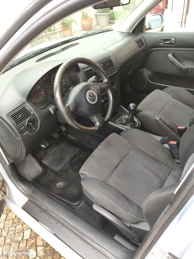 VW Golf 1.9 TDi Highline - 13