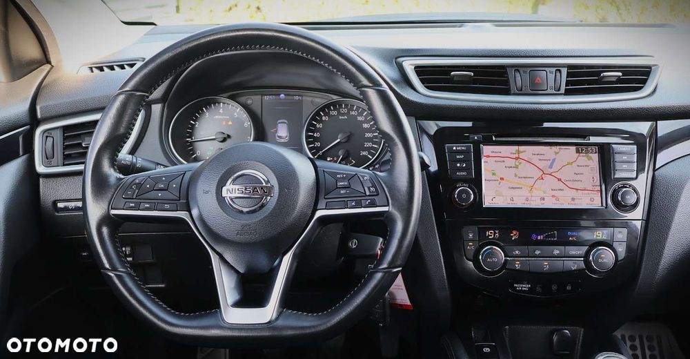 Nissan Qashqai - 11