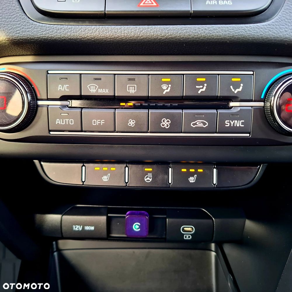 Kia Ceed 1.6 CRDi (48V Mild-Hybrid) Vision - 16