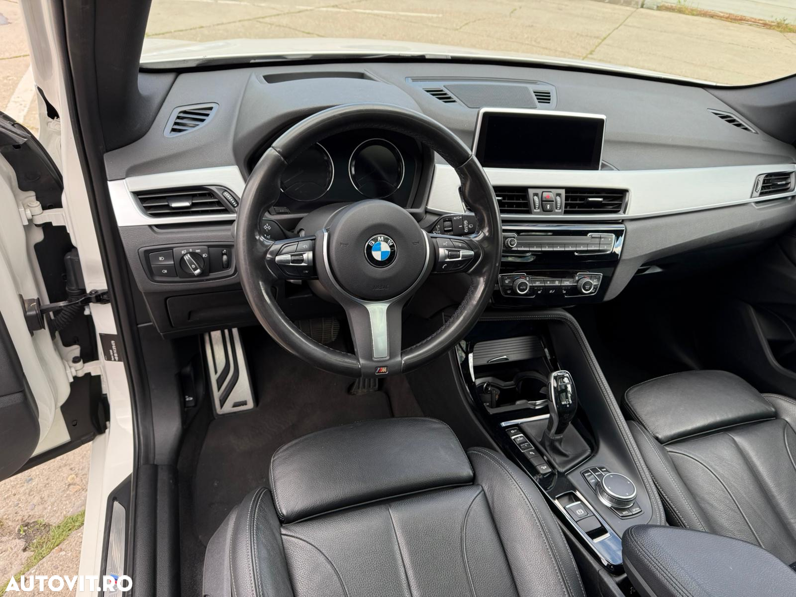 BMW X1 xDrive20d AT - 8