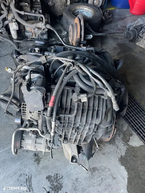 Motor  BMW 2.0 benzina N43 B 20 A - 5