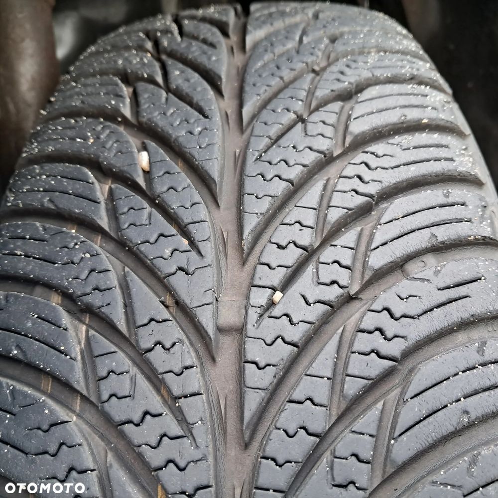 Renault Clio 1.2 16V Alize - 13