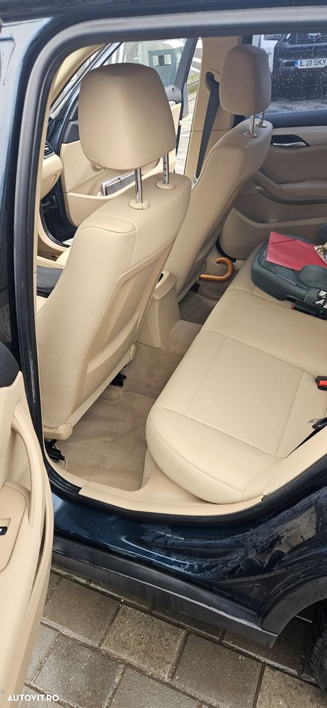 BMW X1 sDrive18d Aut. - 8