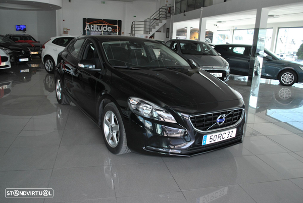 Volvo V40 2.0 D2 Momentum Eco