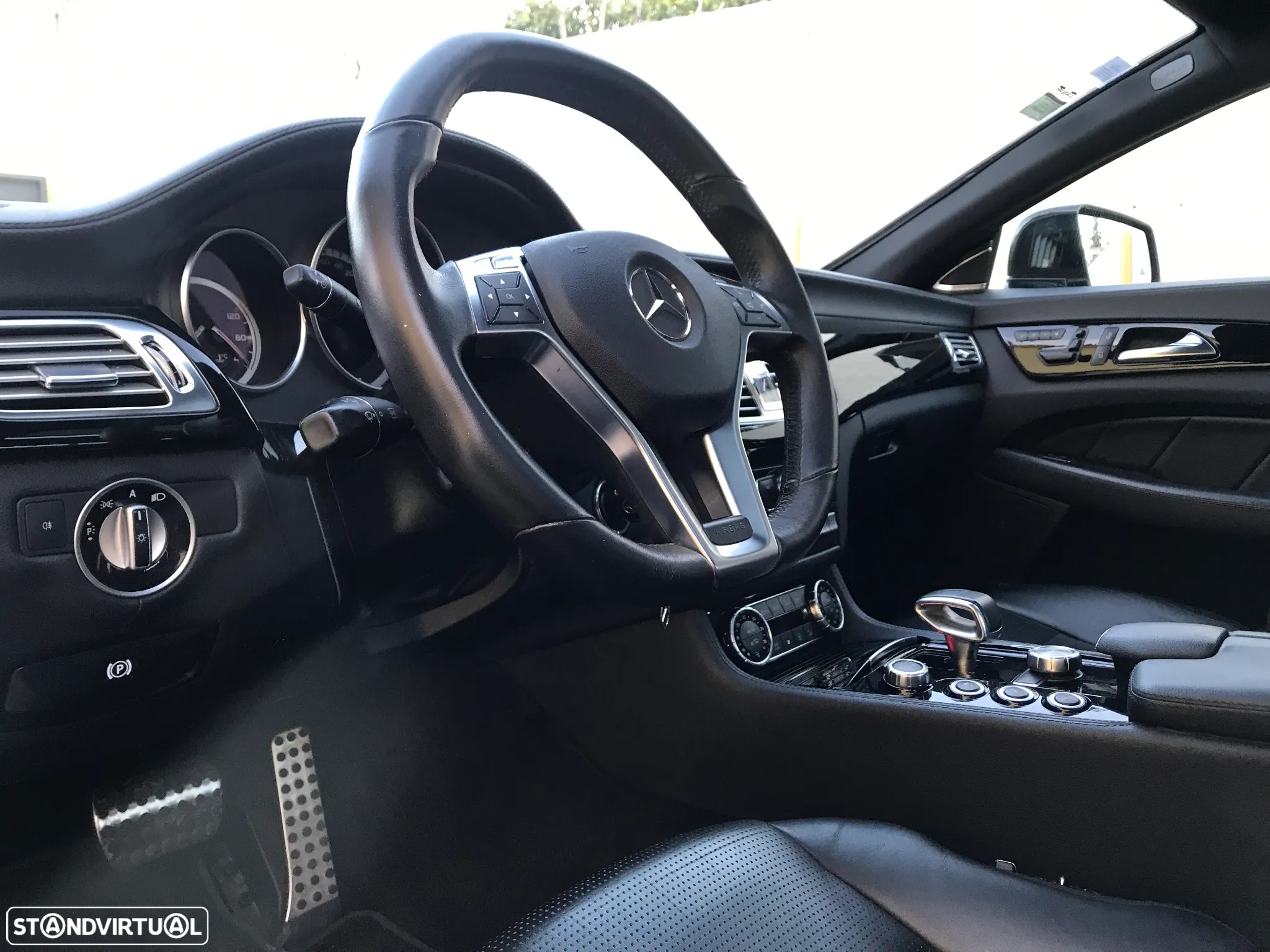 Mercedes-Benz CLS 63 AMG - 12