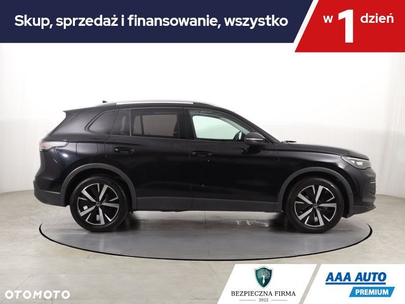 Volkswagen Tiguan - 8