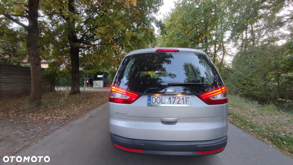Ford Galaxy 2.0 TDCi Ghia - 25