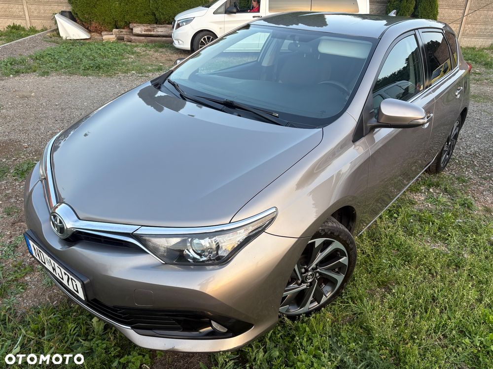 Toyota Auris 1.2 T GPF Premium - 16