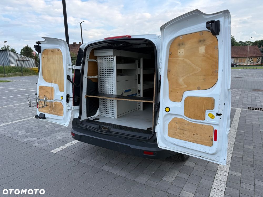 Ford Transit Connect - 11