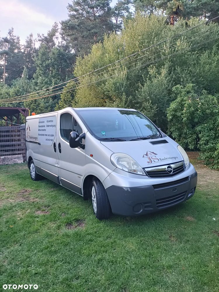 Opel Vivaro - 2