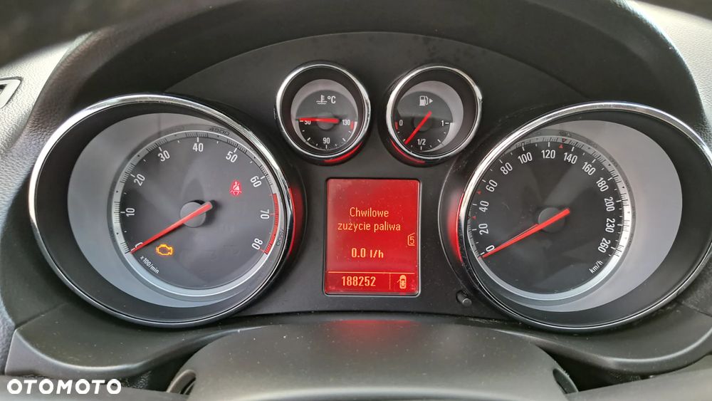 Opel Insignia 1.8 Active - 18