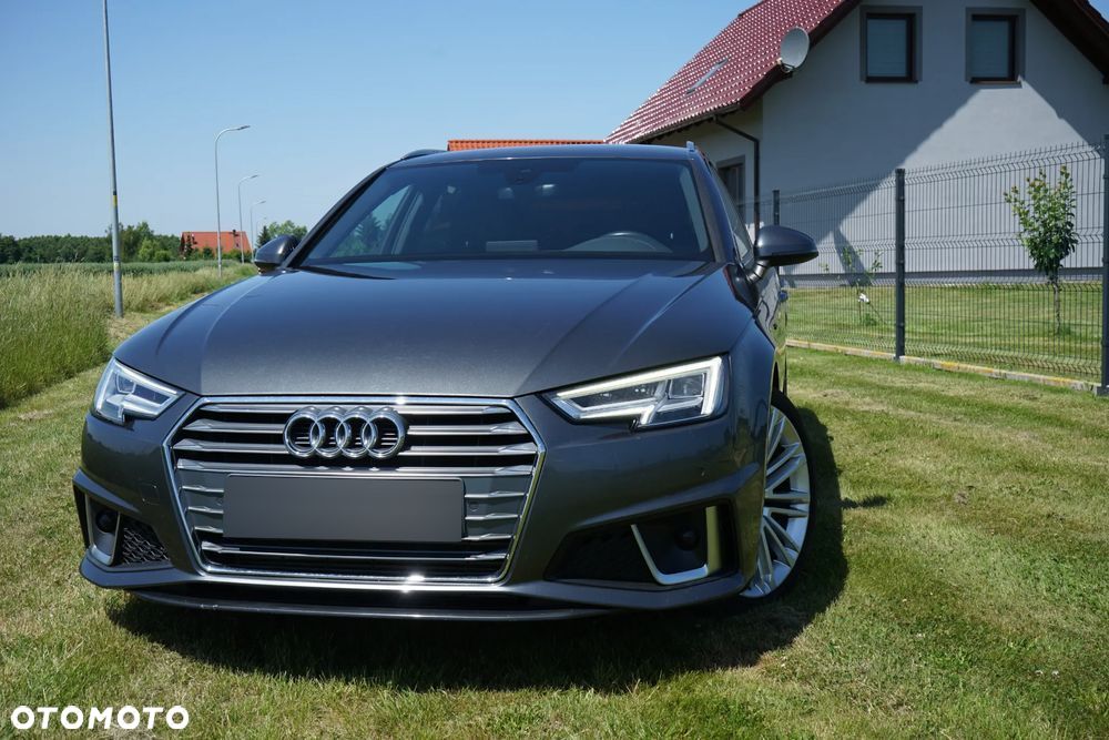 Audi A4 Avant 40 TFSI S tronic S line - 1