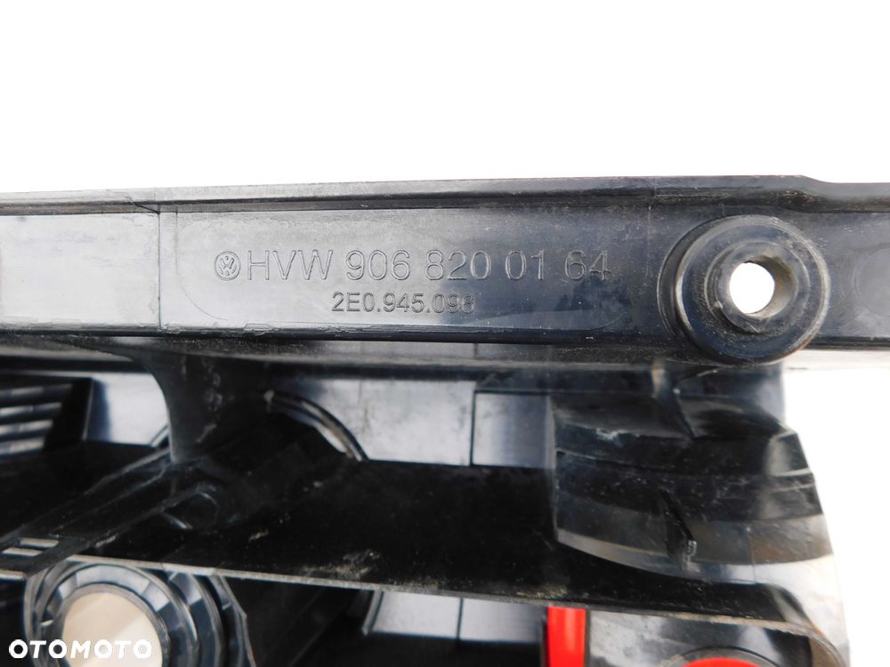 VW Crafter lampa prawa tył od pasażera 06-16r Oryginał - 3