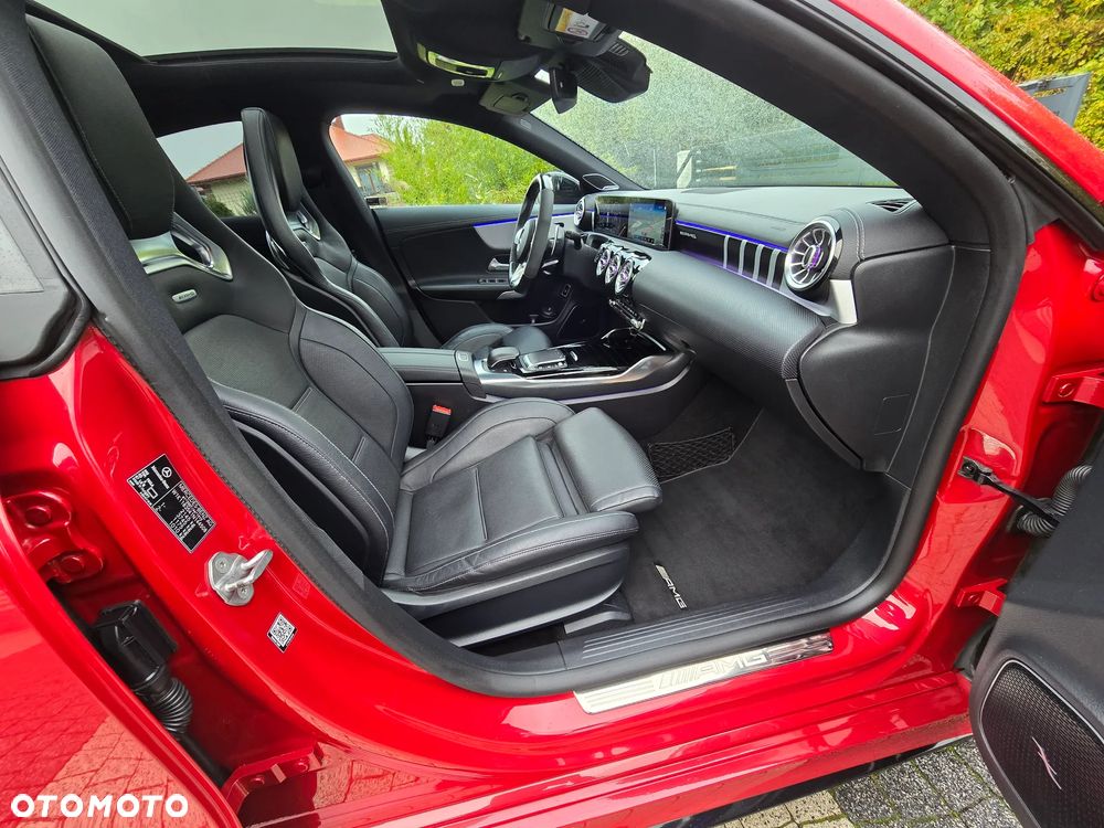Mercedes-Benz CLA AMG 45 S 4-Matic 8G-DCT - 12