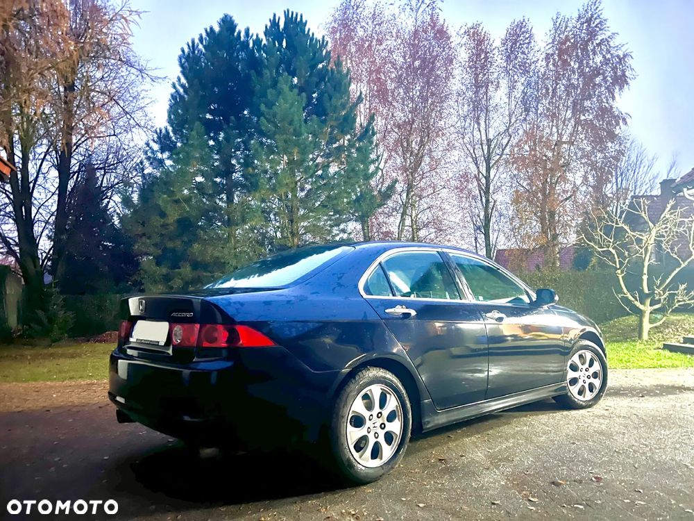 Honda Accord 2.4 Executive - 3
